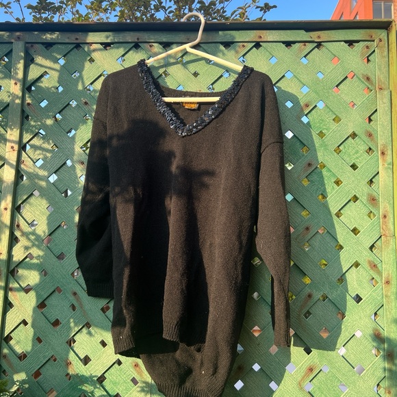 Lianne Barnes Womens Black Oversized size 2 sequin v-neck Sweater Fall goth vibe - Picture 9 of 11